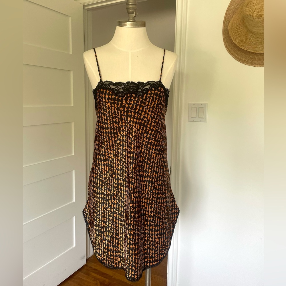 Vintage slip